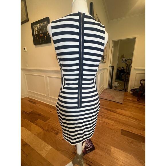 THE CLOTHING COMPANY SLEEVELESS NAVY  WHITE STRIPED BODYCON  DRESS WOMENS LARGE - Picture 6 of 8